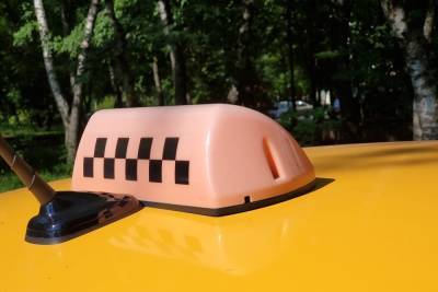 Профсоюз таксистов предупредил о росте цен из-за закона «О такси»