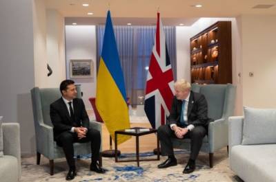 Зеленский встретился с Джонсоном и пригласил его посетить Украину