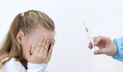 Вакцинация против ковида: к детям предлагается применить презумпцию заразности