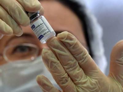 Центр имени Гамалеи регистрирует вакцину от Covid-19 для подростков