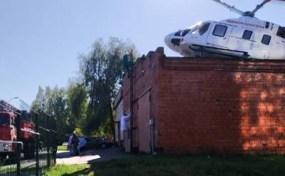 На Воткинском шоссе в Ижевске вертолет санавиации совершил жесткую посадку
