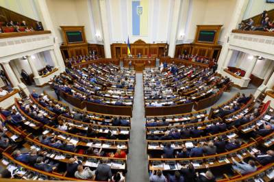 После покушения на помощника президента в Украине принят закон против «олигархов»