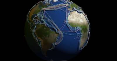 Программист показал на 3D-карте, как подводные кабели опутали весь Земной шар (видео)