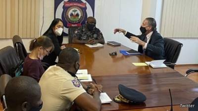 Спецпосланник США в Гаити подал в отставку на фоне депортации гаитян