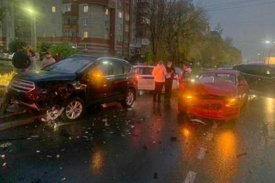 В ДТП на улице Зубковой в Рязани пострадала 38-летняя водитель BMW