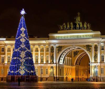 Подготовка к Новому году обойдется Петербургу почти в 95 млн рублей