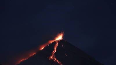 В Гватемале началось извержение вулкана Фуэго