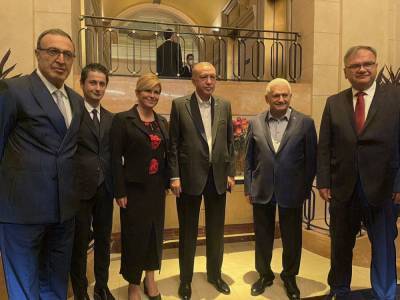 Члены Международного центра Низами Гянджеви встретились с Президентом Турции