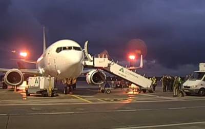 В Киев прибыл самолет с эвакуированными из Кабула