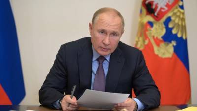 Бюджетные траты на президента России увеличены на миллиард рублей