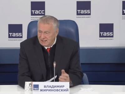 «Это страна, где дикость какая-то…»: в соцсетях обсуждают видео с Жириновским, разнесшим выборы. Но есть нюанс…