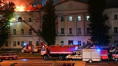 Пожар в здании Военного университета в Москве удалось ликвидировать