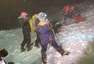 На Эльбрусе погибли пять альпинистов, 14 человек удалось спасти