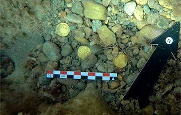 Дайверы обнаружили клад с золотом у берегов испанского острова