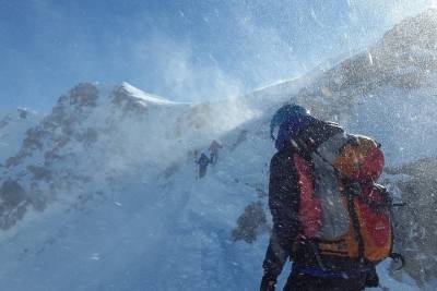 Альпинистов на Эльбрусе погубила «черная метель»