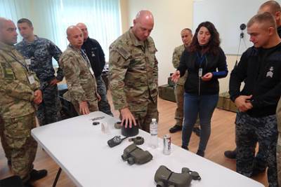 Специалисты из США обучат украинских пограничников обезвреживать кустарные мины