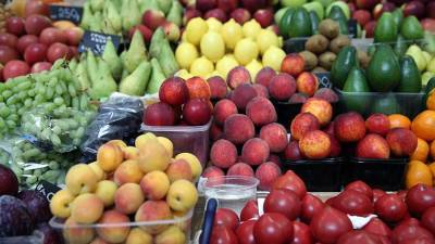 Россельхознадзор обнаружил вирусы во фруктах и помидорах из Турции