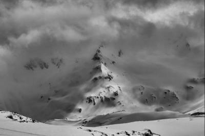 Четверо из пяти погибших на Эльбрусе альпинистов - женщины