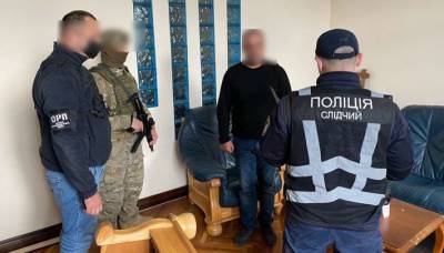 На Львовщине выявили канал незаконной переправки нелегалов через границу