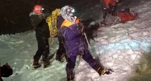 Смерть альпинистов вызвала вопросы о контроле восхождений на Эльбрус
