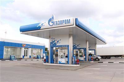 "Газпром" намерен довести число газозаправок в РФ до 1 тысячи в 2024 году - Зубков
