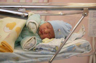 Московская мэрия пообещала мигрантам по 20 тыс. рублей за каждого рожденного ребенка