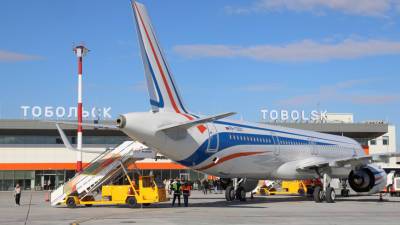 Тобольский аэропорт «Ремезов» принял первый пассажирский рейс