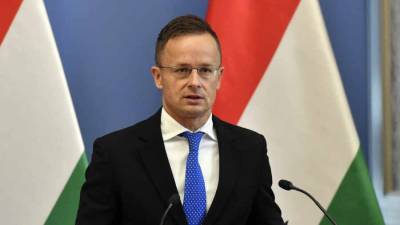 Глава МИД Венгрии: мы не пойдем на компромиссы в отношении пропаганды ЛГБТ