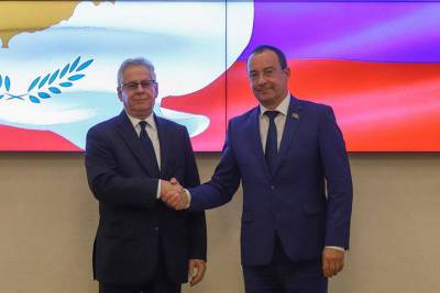 Председатель ЗСК Юрий Бурлачко встретился с Послом Кипра в России Андреасом Зиноносом