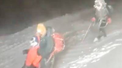 МЧС наградит сотрудников, спасших альпинистов на Эльбрусе