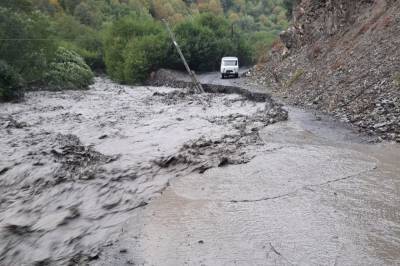 Сели в Дагестане повредили несколько горных дорог