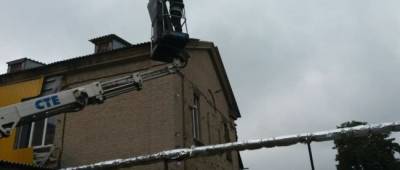 В Волновахе непогода повредила крышу школы