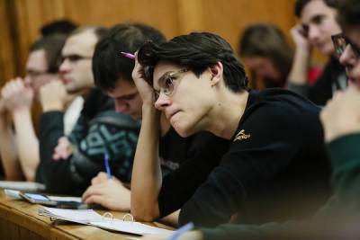 Минобрнауки: 145 тысяч иностранных студентов не могут въехать в Россию