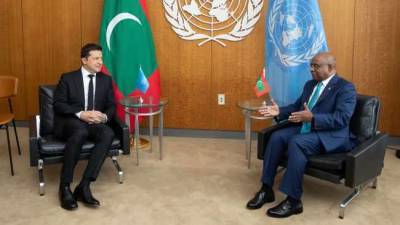 На переговорах Зеленского в ООН флаг Украины перепутали с мальдивским