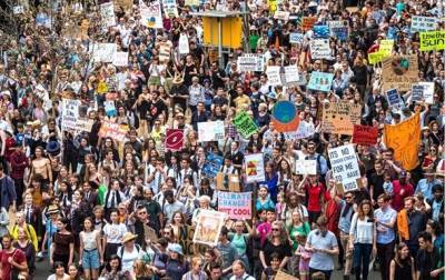 Демонстрации эко-активистов прошли в 99 странах мира