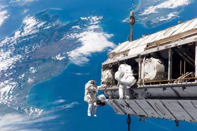 Российские космонавты решили установить рекорд по числу выходов с МКС