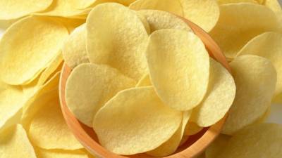 Как часто можно есть чипсы без вреда для здоровья? Отвечает диетолог