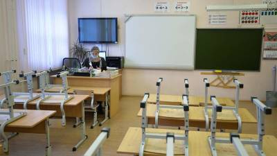Школьников Якутска перевели на дистанционное обучение до 8 октября