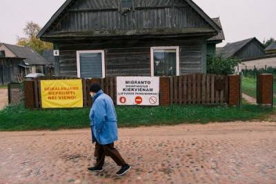 Нелегальные мигранты в литовских лагерях жалуются на холод и неустроенность
