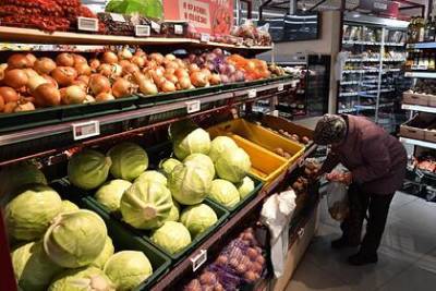 Россиянам объяснили отличия цен на одинаковые продукты в разных магазинах