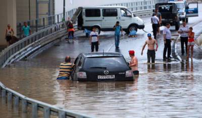 Федеральные трассы затопило в Анапе и Сочи