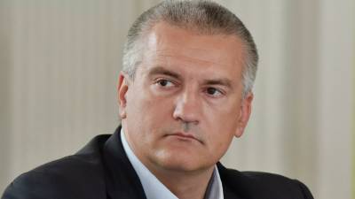 Аксёнов принял отставку главы Минтранса Крыма