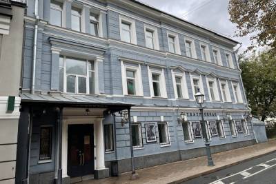 В Москве обстреляли здание театра Около дома Станиславского