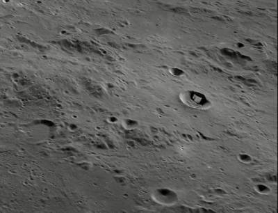 Скотт Уоринг - Уфолог Скотт Уоринг обнаружил на Луне двухкилометровую металлическую конструкцию - actualnews.org