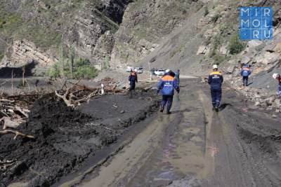 В Дагестане ликвидируют последствия массовых аварийных отключений энергоснабжения и повреждений автодороги