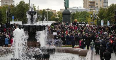 ФОТО: В Москве прошла акция КПРФ против результатов выборов