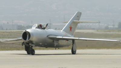 Пилот ВВС США Бойн назвал пропагандой миф о разгроме истребителей МиГ-15 в Корейской войне