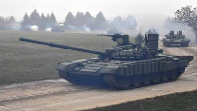 Сербия перебрасывает танки к границе с Косово