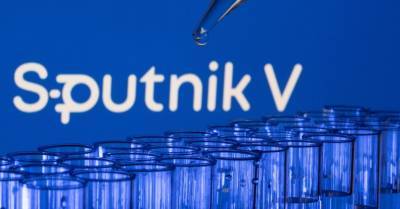 Минздрав Финляндии против того, чтобы пускать вакцинированных "Спутником" без тестов