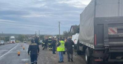 В Одесской области в ДТП погиб полицейский, еще один в тяжелом состоянии (ФОТО)